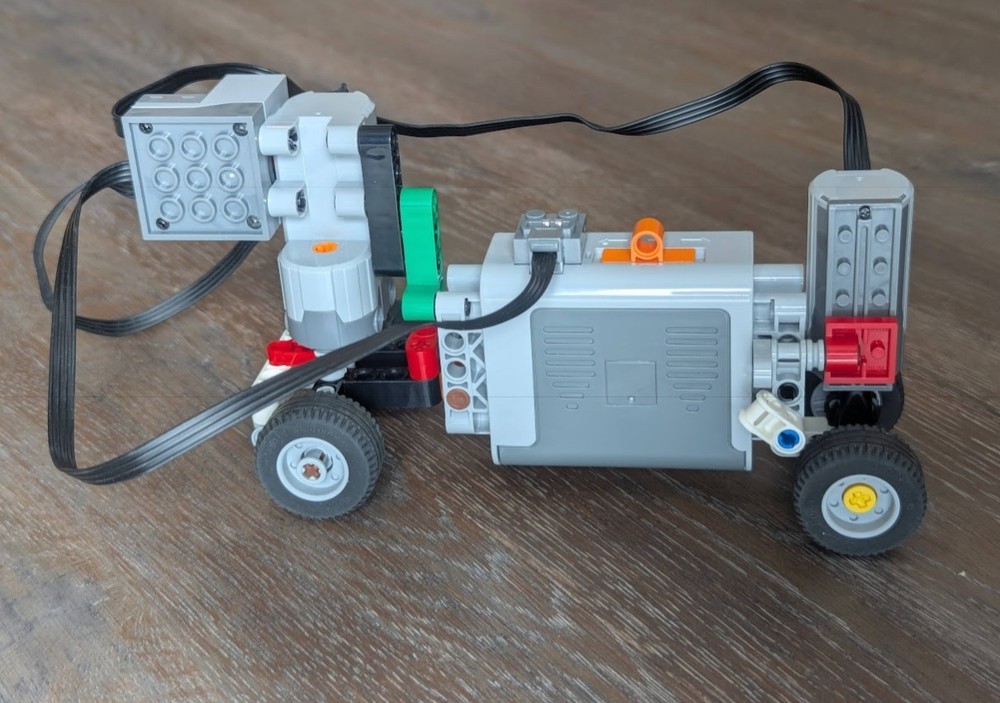 LEGO MOC-266507 remote controlled car by RedGiraffe | Rebrickable ...