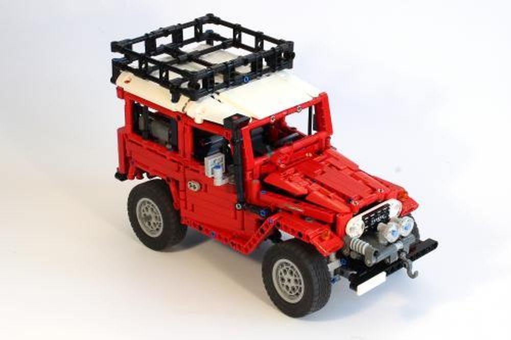 LEGO MOC Toyota Land Cruiser FJ40 HARD TOP Expedition by RM8 LEGO 