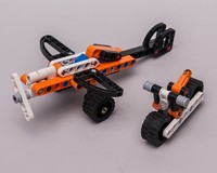 42088 Airplane & Motorcycle