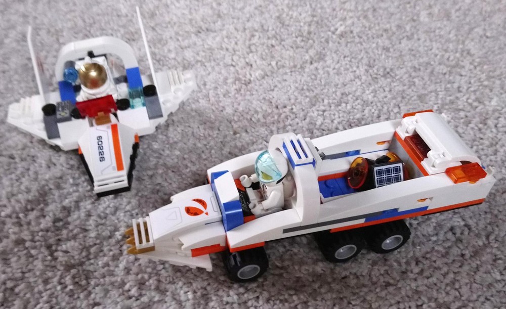 60226 Runabout & Cargo Truck