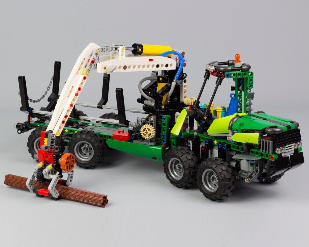 LEGO MOC 42080 Model C - Forwarder by 