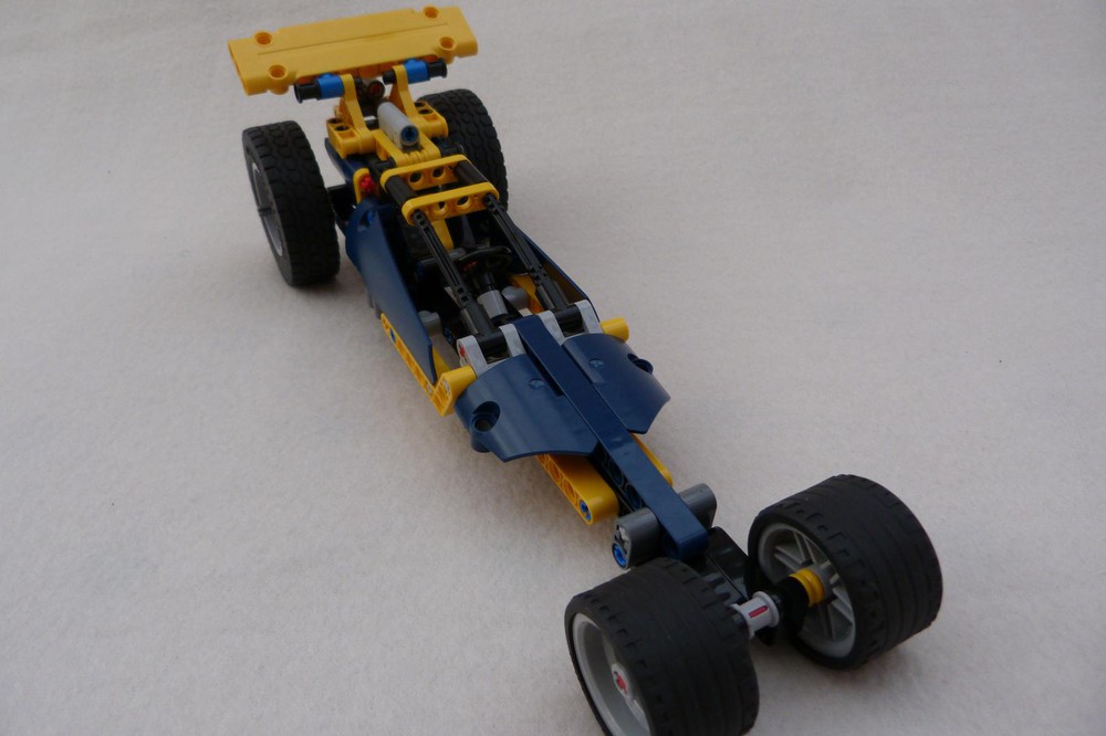 LEGO MOC 42079 Heavy Dragster thekitchenscientist | Rebrickable Build with LEGO