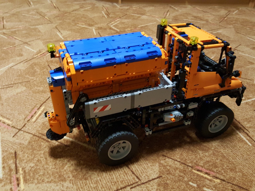 LEGO MOC Spreader for Unimog 8110 by Wusel83 | Rebrickable - Build