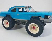 10252 Monster Sedan
