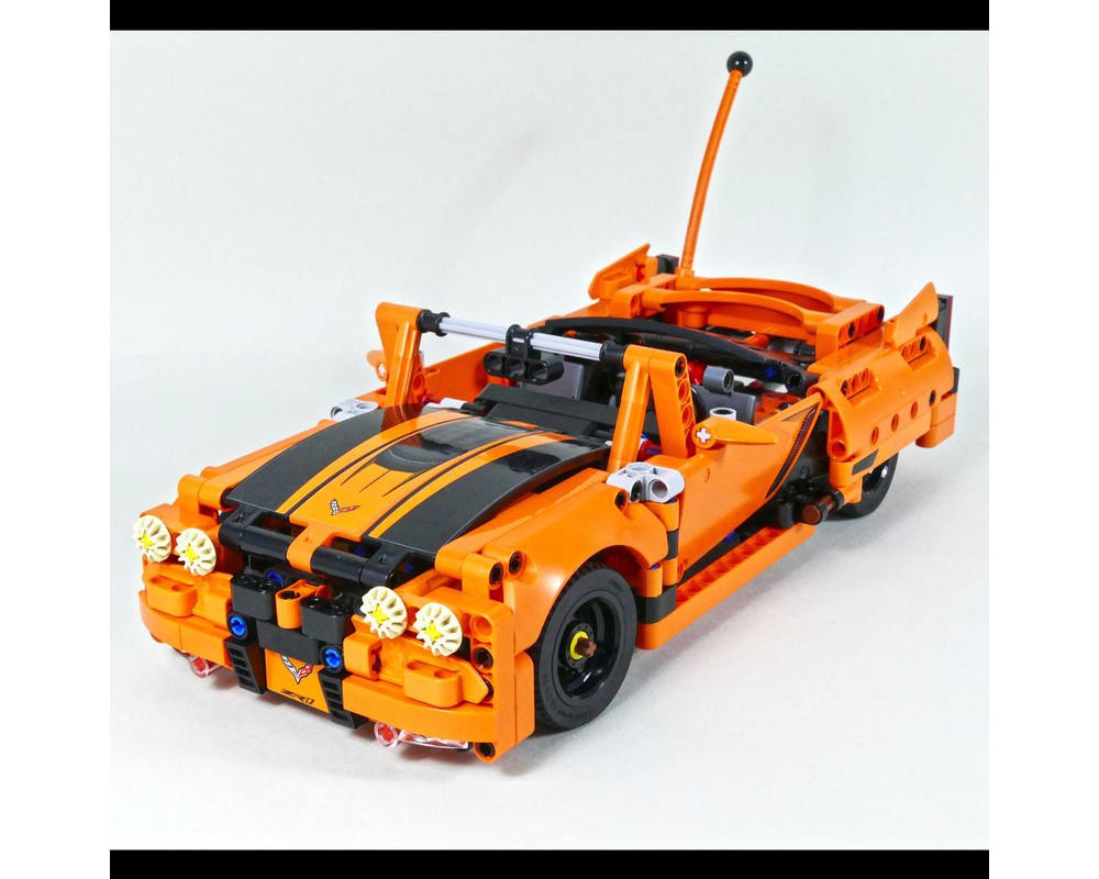 LEGO MOC Classic American Car - Lego Technic 42093 Alternate Build / H Model by grohl 