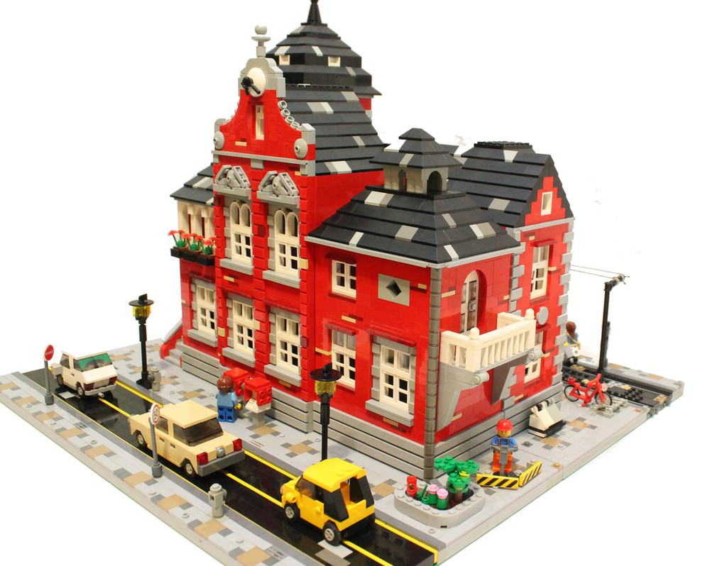 LEGO MOC Modular red townhill by Tavernellos | Rebrickable - Build with ...