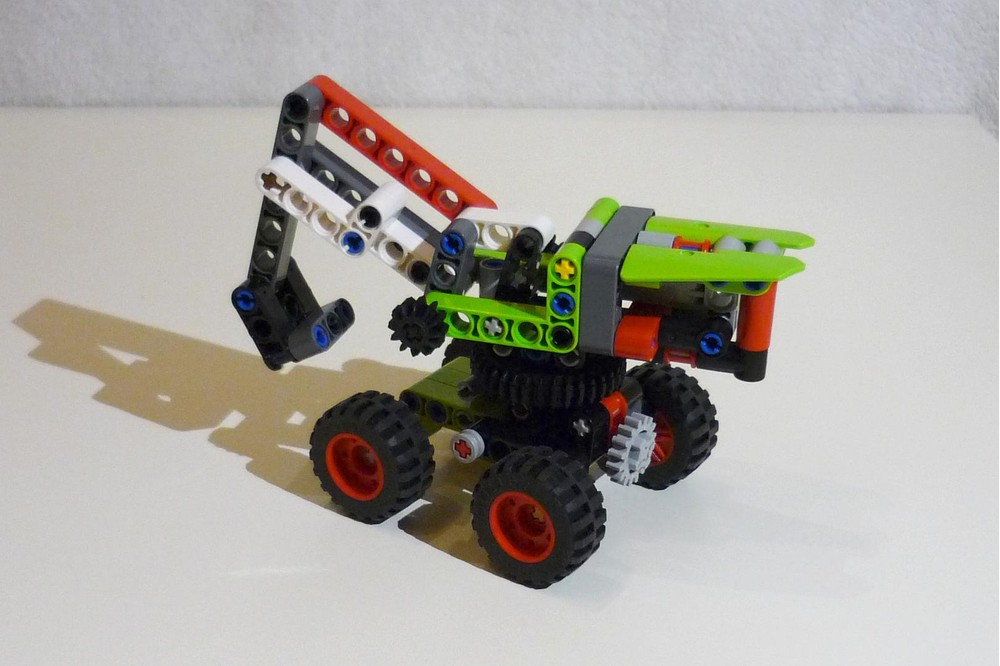 ごばっさん LEGO MOC-41341 42102 Excavator by Nequmodiva | Rebrickable - Build
