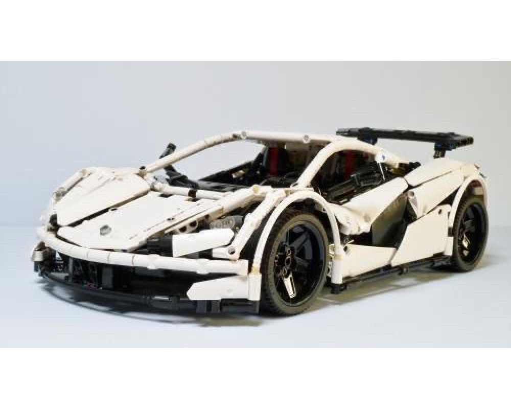 LEGO MOC ICARUS Supercar by Madoca1977 