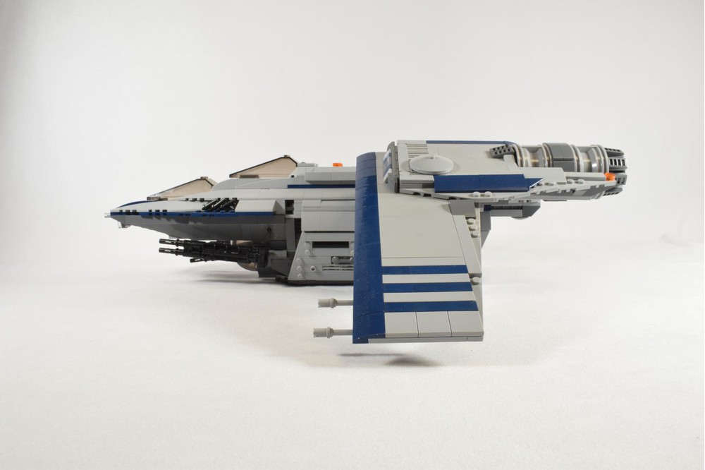 LEGO MOC Resistance BAAT: Battlefield Arial Assault Transport by Tj_the ...