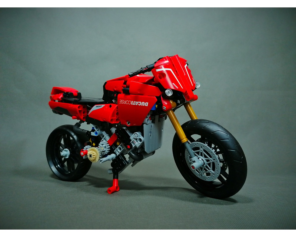 Lego Moc Ducati Panigale V4 R Alternative Model By Damianple Lego Garage Rebrickable Build With Lego