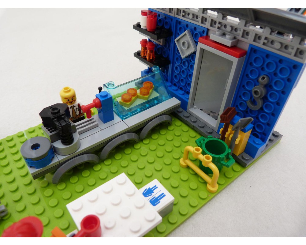 Lego Moc Cafe By Thekitchenscientist Rebrickable Build With Lego