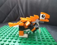 Tiny Therizinosaurus -- a Tiny Dino variation