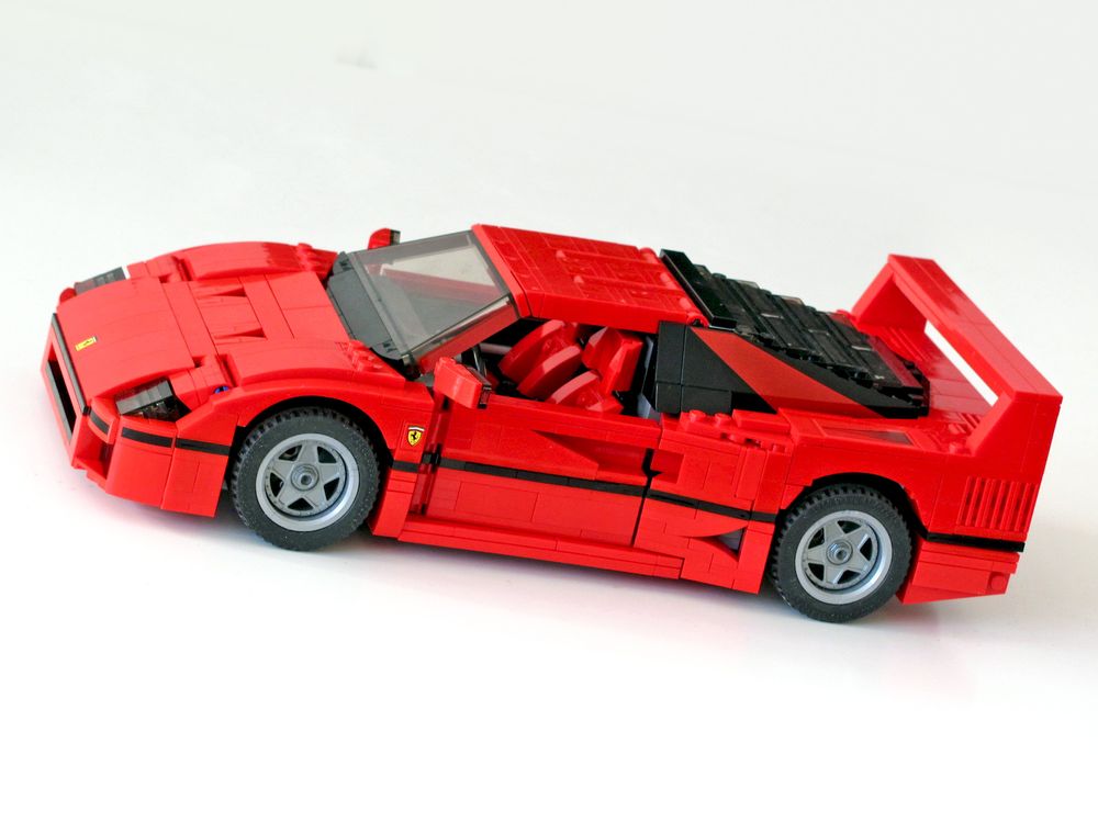 LEGO Creator Ferrari F40 (10248) Review