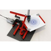 LEGO MOC Hand-cranked Drawing Machine by seejay