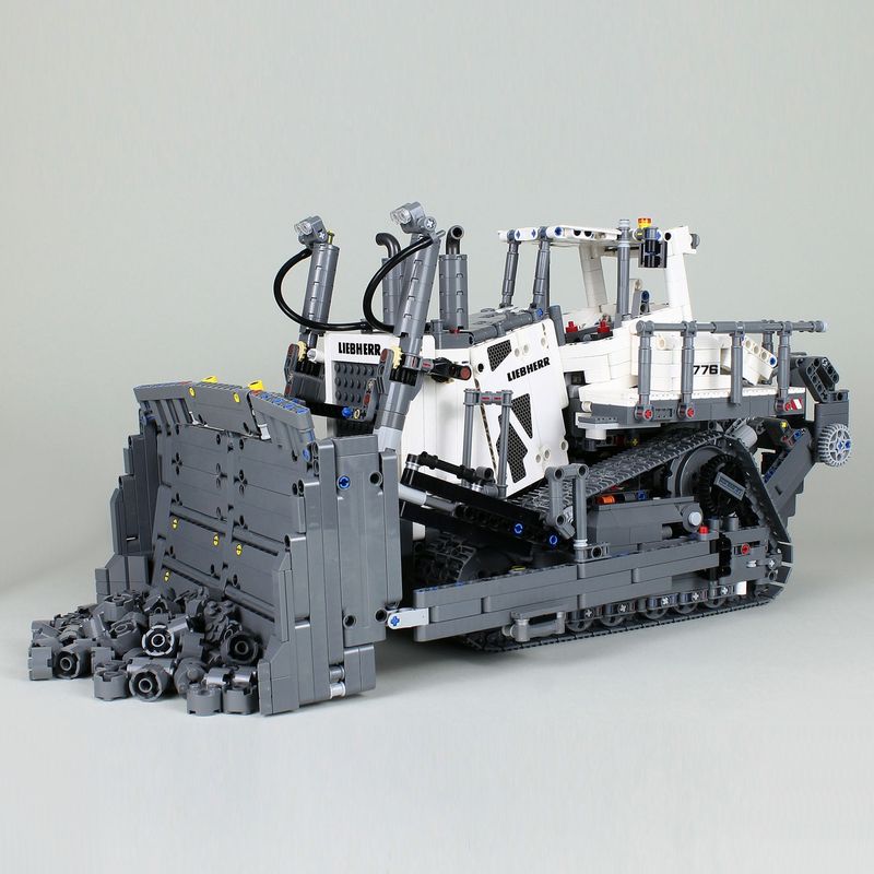 LEGO MOC 42100 Liebherr PR 776 Dozer by M_longer | Rebrickable - Build LEGO