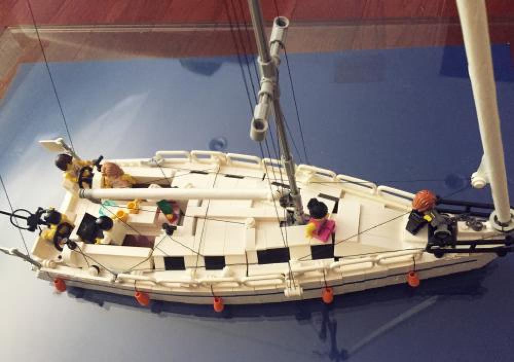 lego sailboat code