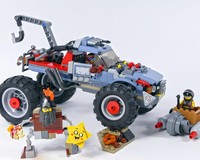 Emmet and Lucy's Off-road Wrecker - The Lego Movie 2 70829 B model