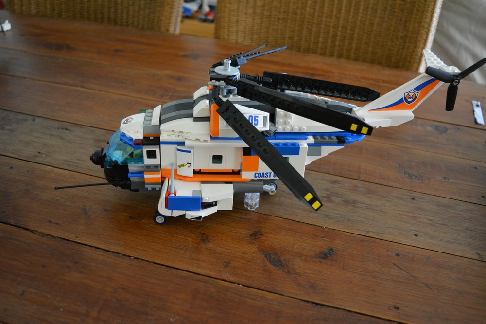 LEGO MOC Sikorsky SH-3 Sea by Brick Patrol | Rebrickable - Build LEGO