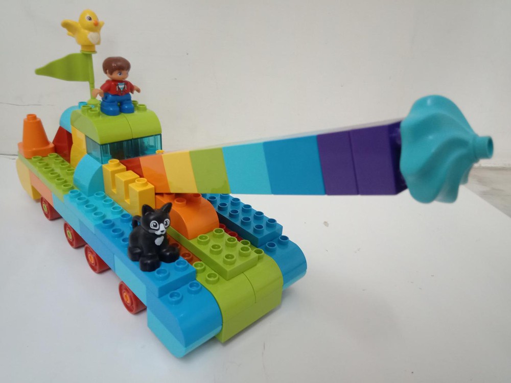 LEGO MOC Rainbow by Dr. Vishnu Manohar | Rebrickable Build with