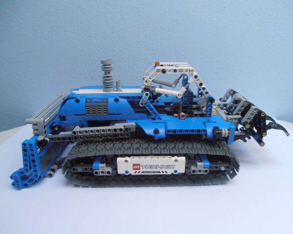 LEGO MOC BULLDOZER_CMODEL_42042 by Rebrickable - Build LEGO