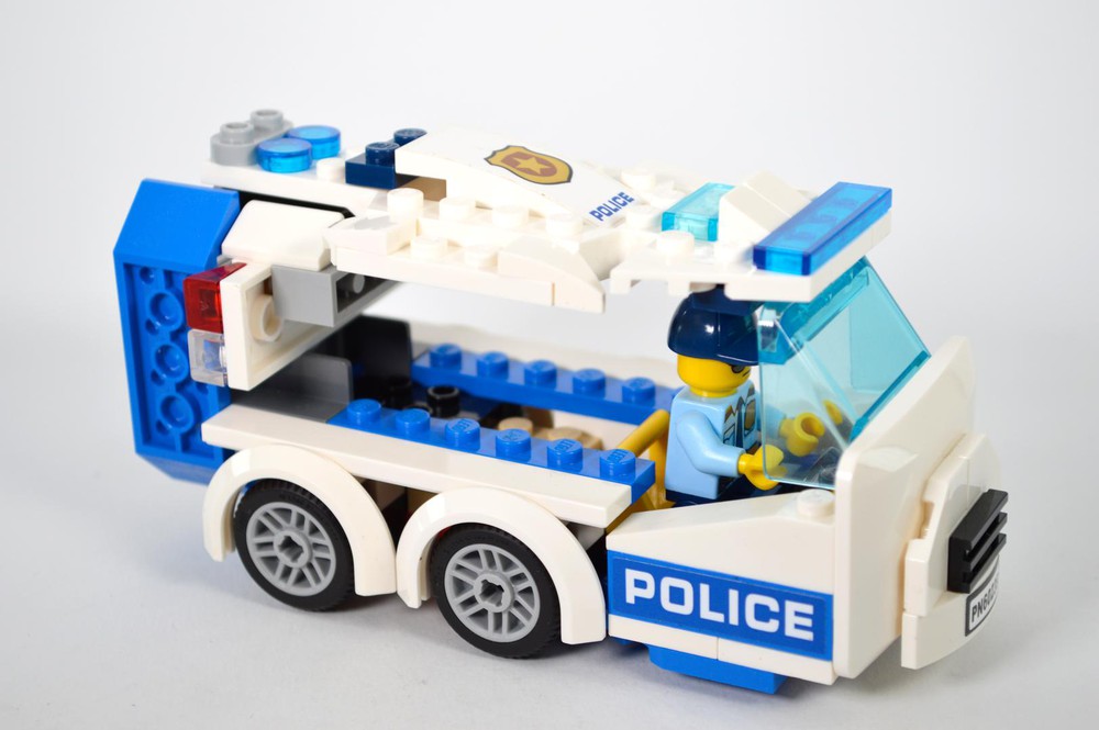 lego police car transporter