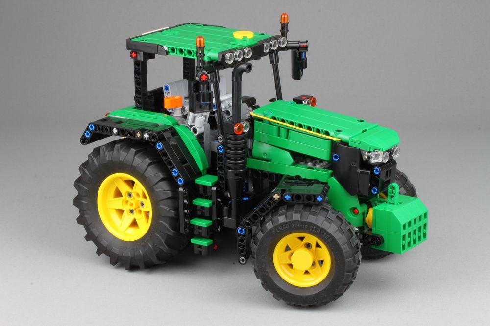 LEGO MOC John Deere 6130R Tractor by LasseD
