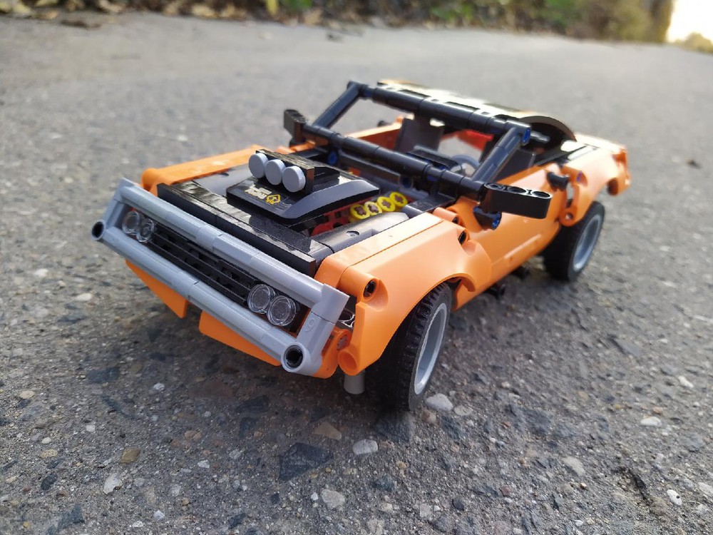 lego coyote and roadrunner