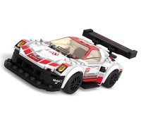 Porsche 911 RSR in 8 Stud Wide Style