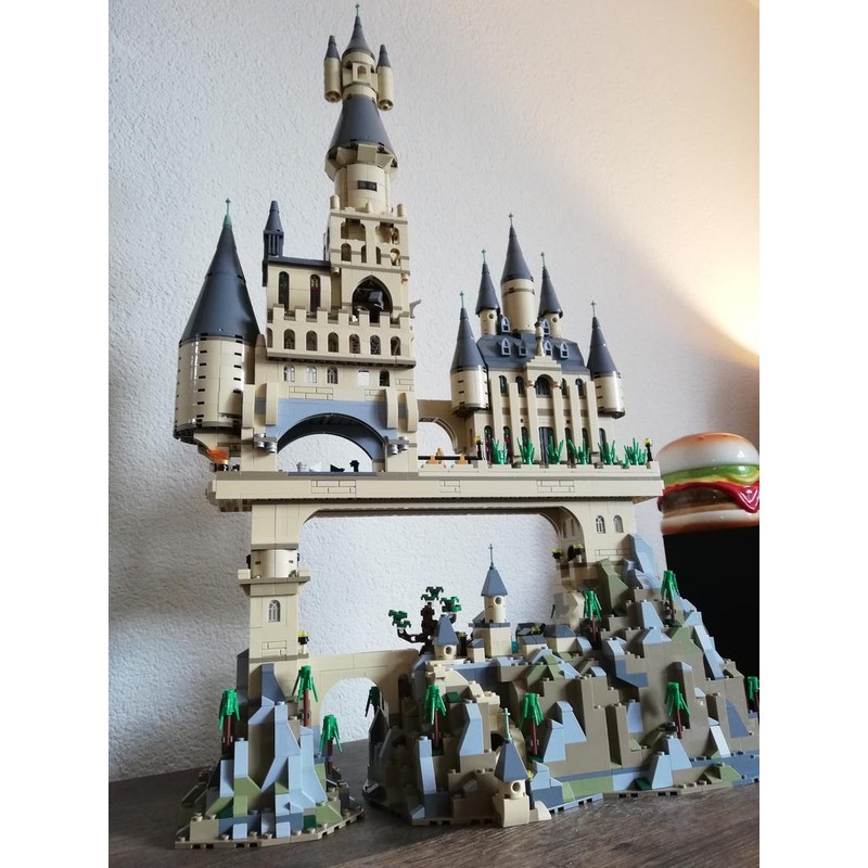 LEGO MOC Lemmy's Castle - Alternate model of 71043 - Hogwart's