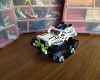 42047 Police Ripsaw (IR)