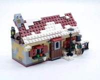 Winter Village Tiny Cottage // 40410