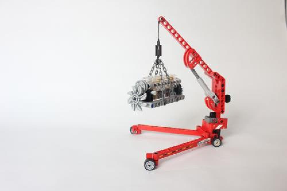 MOC Engine Lift by jinsung | Rebrickable Build with LEGO
