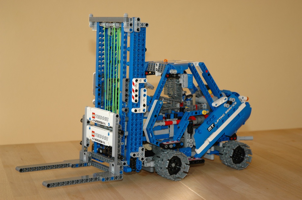 Revolucionario dialecto victoria LEGO MOC FORKLIFT_CMODEL_42042 by J_C | Rebrickable - Build with LEGO