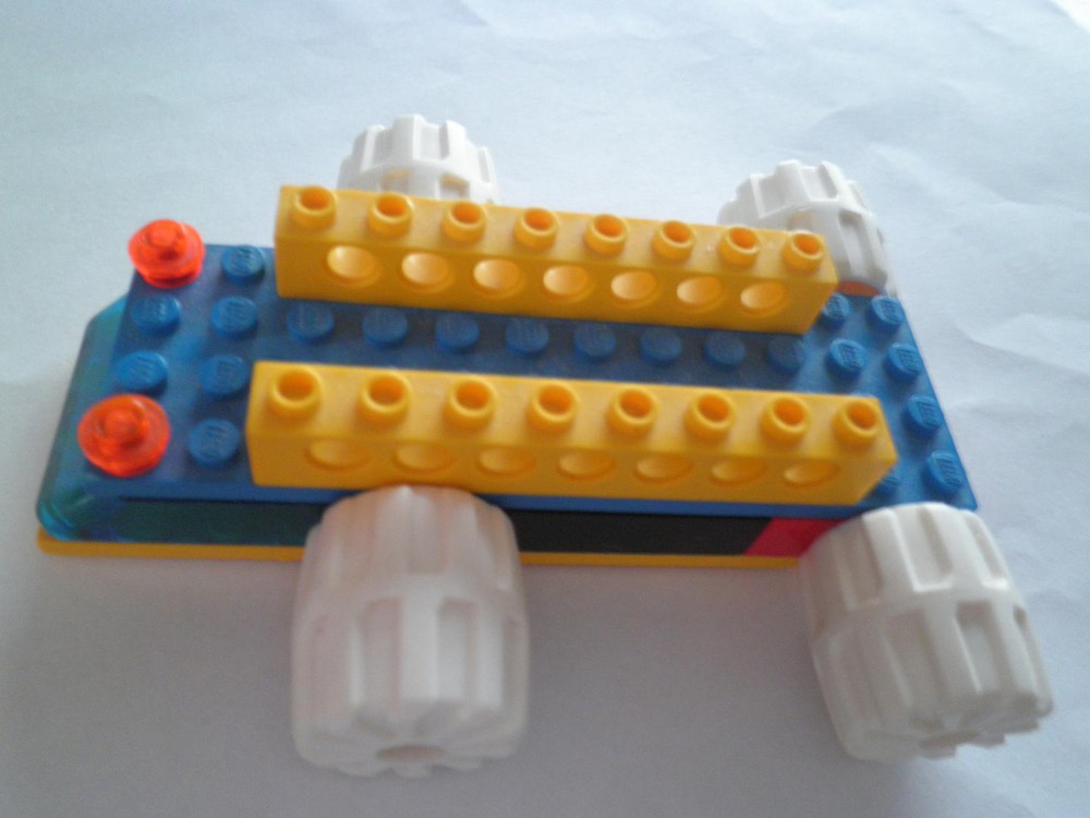 LEGO MOC Simple Heavy Loader for rocket parts by The0 | Rebrickable ...