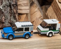 60117 SUV with Trailer