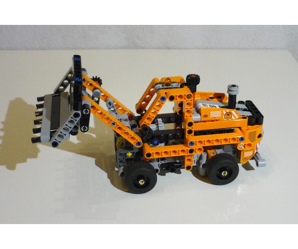 LEGO MOC-66122 42060 Wheel Loader by Nequmodiva | Rebrickable - Build ...