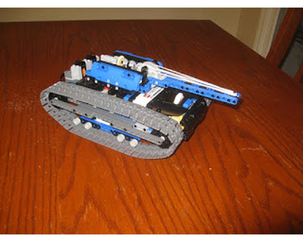 LEGO MOC-6655 RC Rubber band tank (Technic 2016) | Rebrickable - Build ...