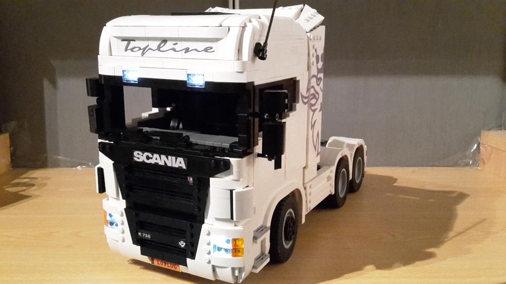 LEGO MOC SCANIA R730 v2.0 by OwnGaming Rebrickable Build with LEGO