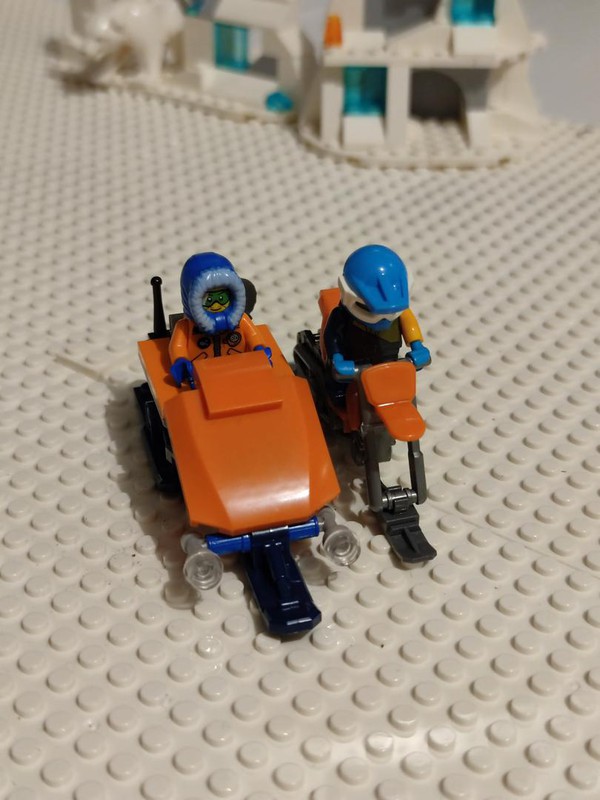 LEGO MOC Arctic Sidecar by silenfu | Rebrickable - Build with LEGO