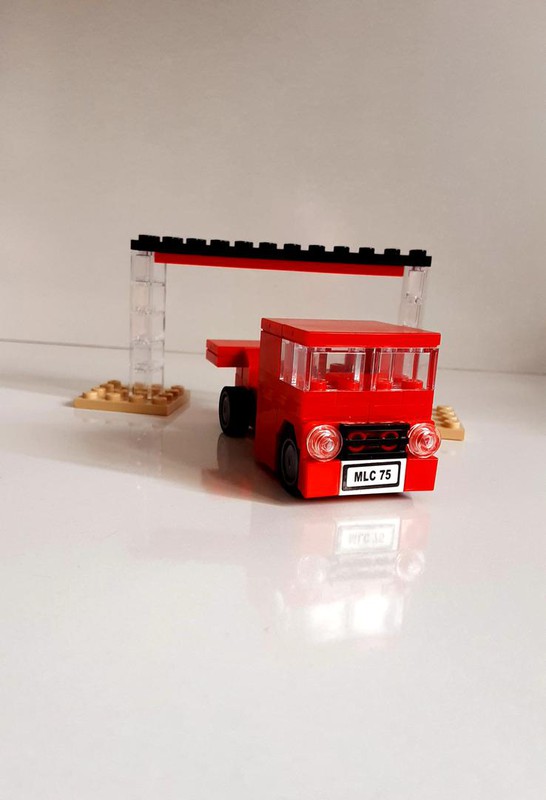 Sammenbrud Modernisere cylinder LEGO MOC Race truck (40220 alternate build) by qwertzzy | Rebrickable -  Build with LEGO