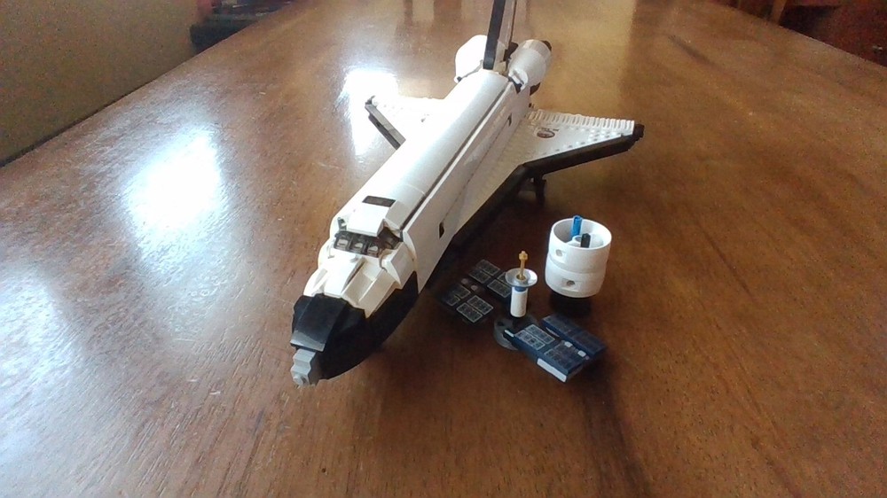samle Caroline Løsne LEGO MOC Space Shuttle Discovery - STS 26 by furniture | Rebrickable -  Build with LEGO