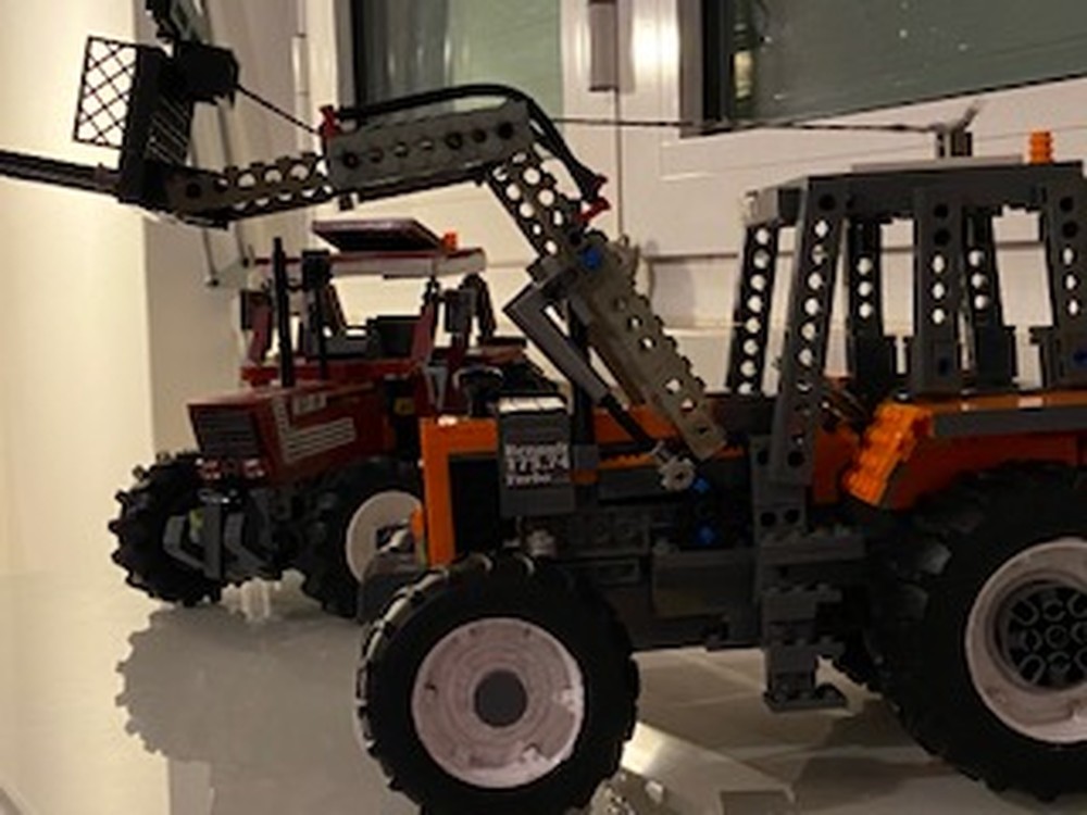 LEGO MOC-74734 Renault 175.74 tz turbo with front loader by