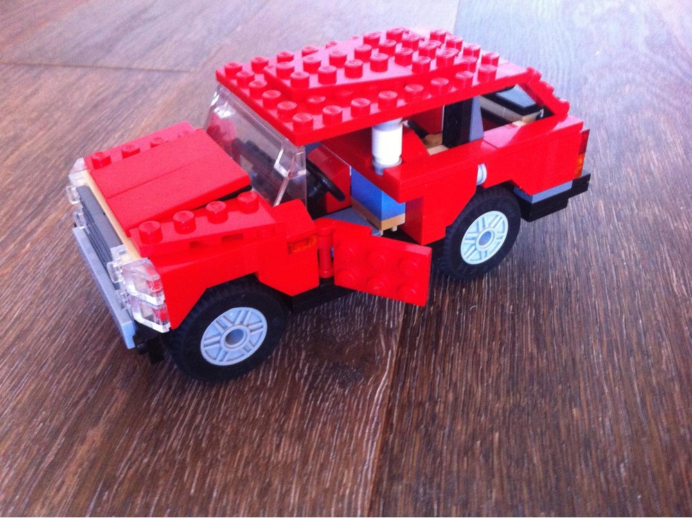 LEGO MOC 5867 Land Rover Range Rover by Turbo8702 | Rebrickable - Build ...