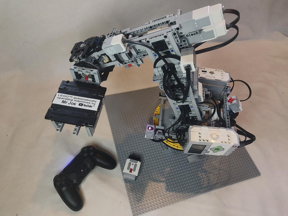 LEGO MOC 6 of Freedom (6DOF) Fully automatic robotic arm with inverse kinematics programmed by Mr_Jos | Rebrickable - Build with LEGO
