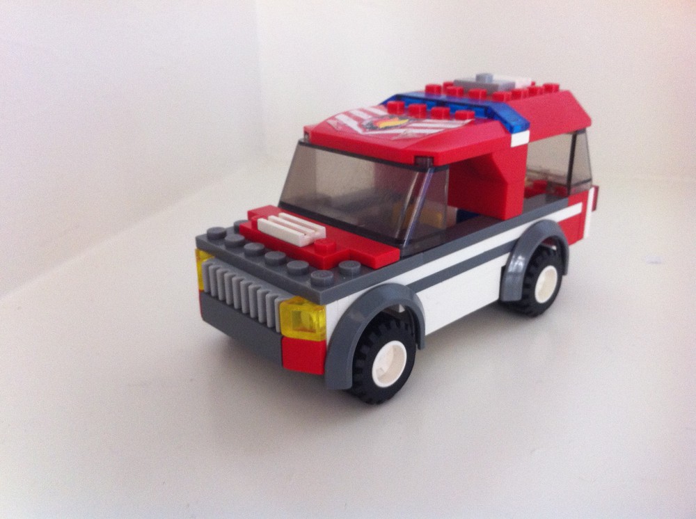 lego moc-7684 7239 suv and boat trailer town > city 2017
