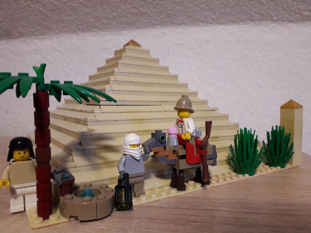 LEGO Pyramide by Eckhardt | Rebrickable - Build