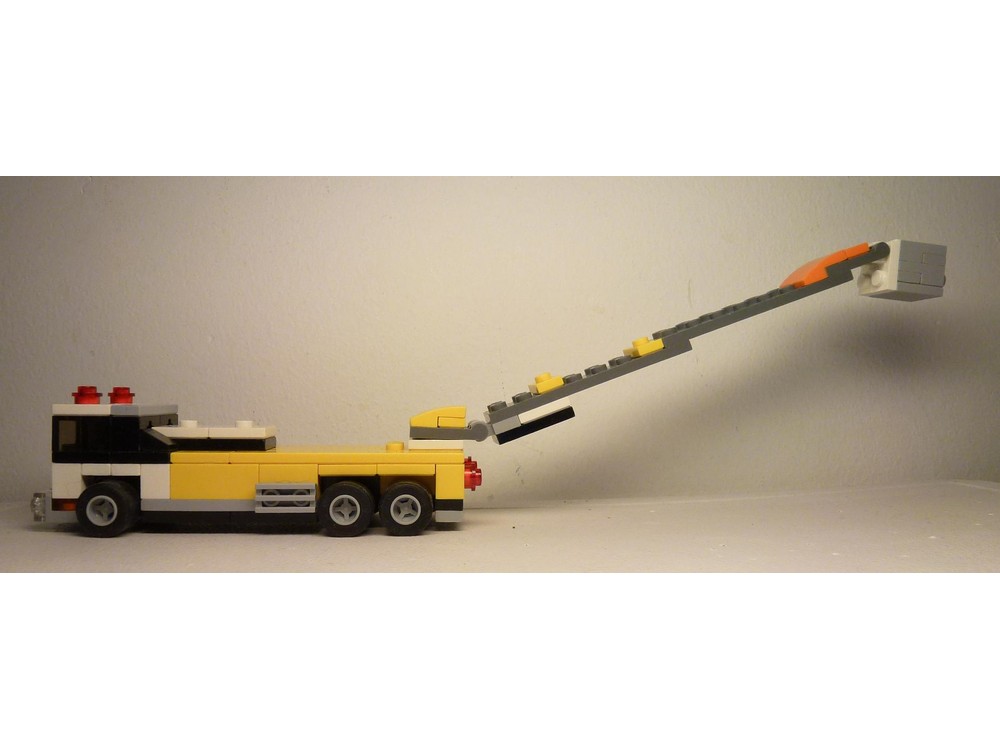 LEGO MOC 31060 Ladder Truck by perbonde | Rebrickable - Build with LEGO