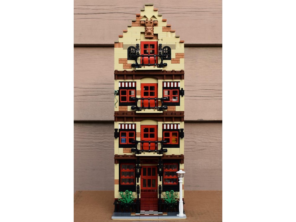 STREET MARKET リトル・モア LEGO MOC Mediterranean Market Street - 10190 Companion by