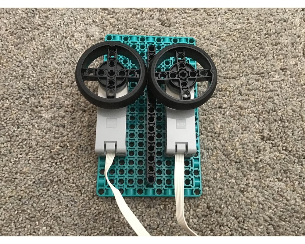 LEGO MOC 51515 paper airplane launcher by Worm65 Rebrickable Build with LEGO