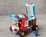 LEGO MOC Vintage Fire truck by besbasdesign